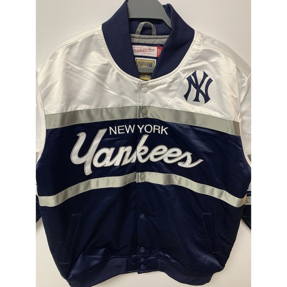 New York Yankees Mens XL Mitchell & Ness Heavy Weight Script Satin Jacket Coat - Picture 2 of 13